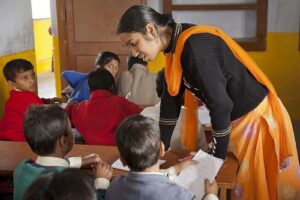 ODISHA NEW VACANCY POST: TEACHER, ACCOUNTANT,PEON APPLY OFLINE MODE!