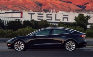 TESLA SHARES MAIN AYE BADI GIRA BATOO